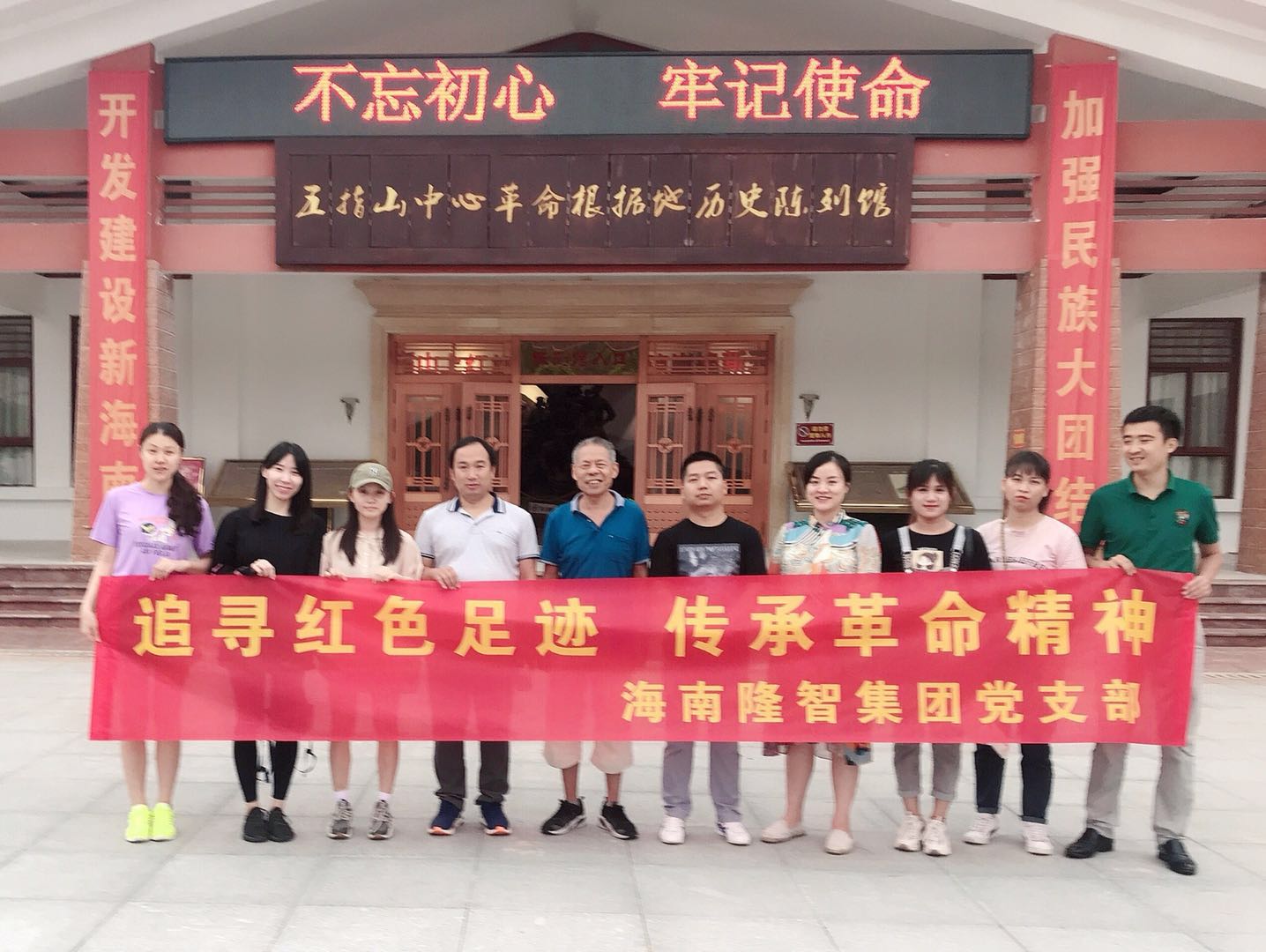 1595317233864230.jpg 2e554826d767d8e35c95523d16b2c83.jpg