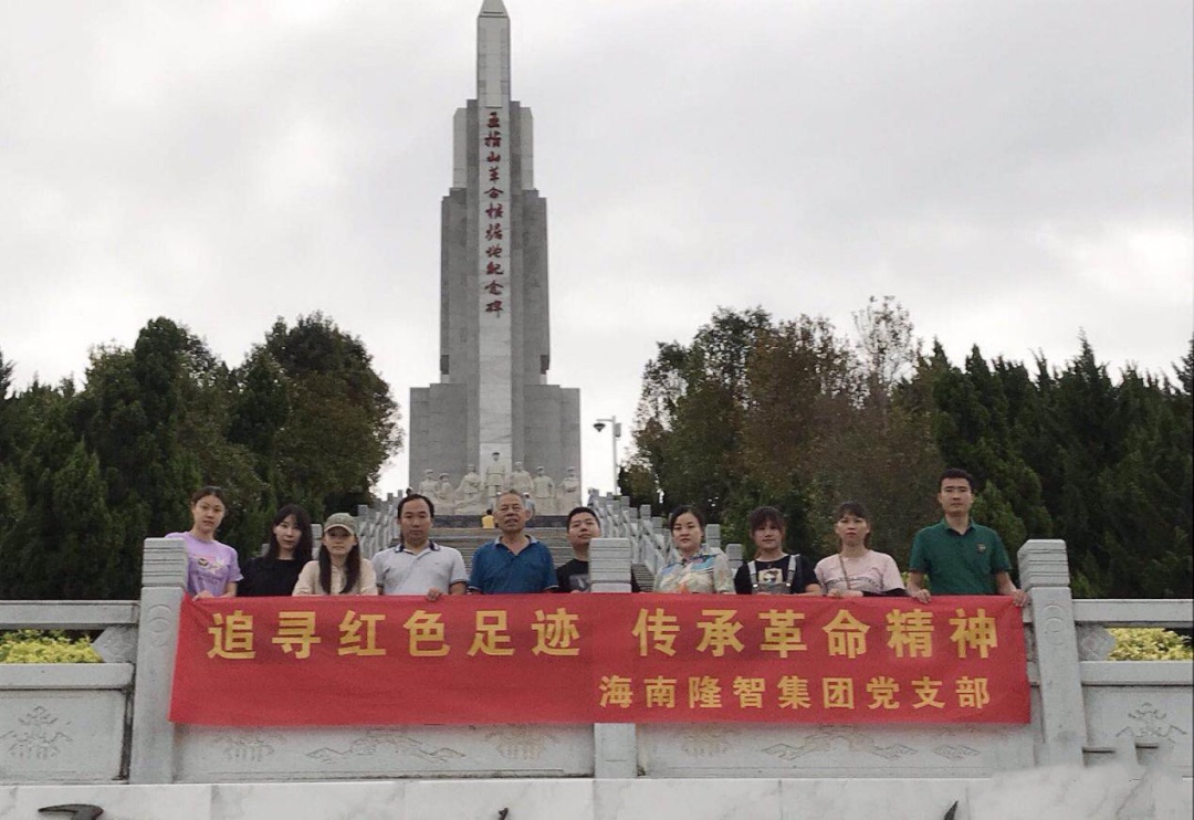 1595317966430435.jpg 1b5a69ba760fda9f7ee7797d8e8e8d3.jpg