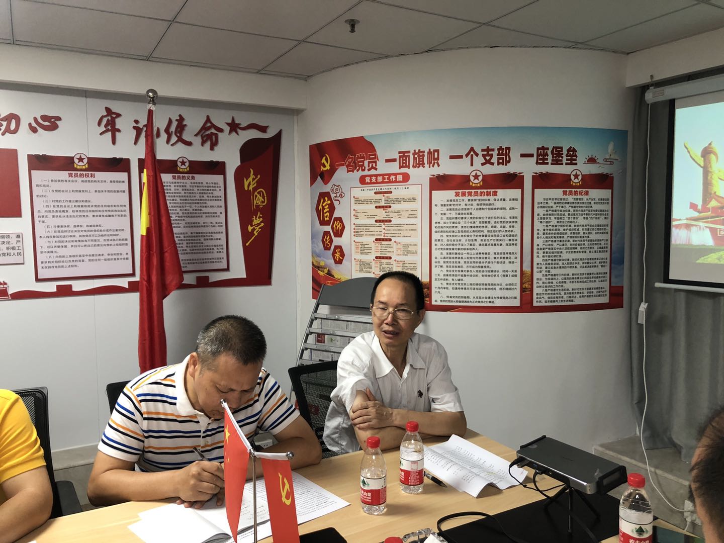 1597633292138236.jpg 6779a5af4b9ad3d340bce22ed0304b4.jpg