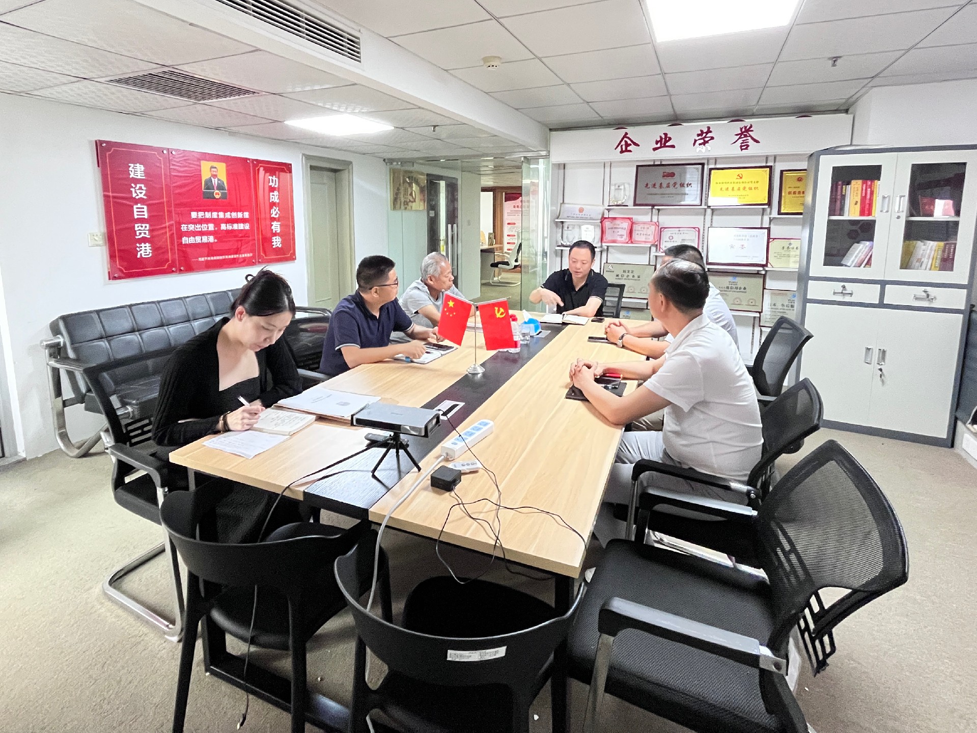 1683705599136683.jpg 2.jpg